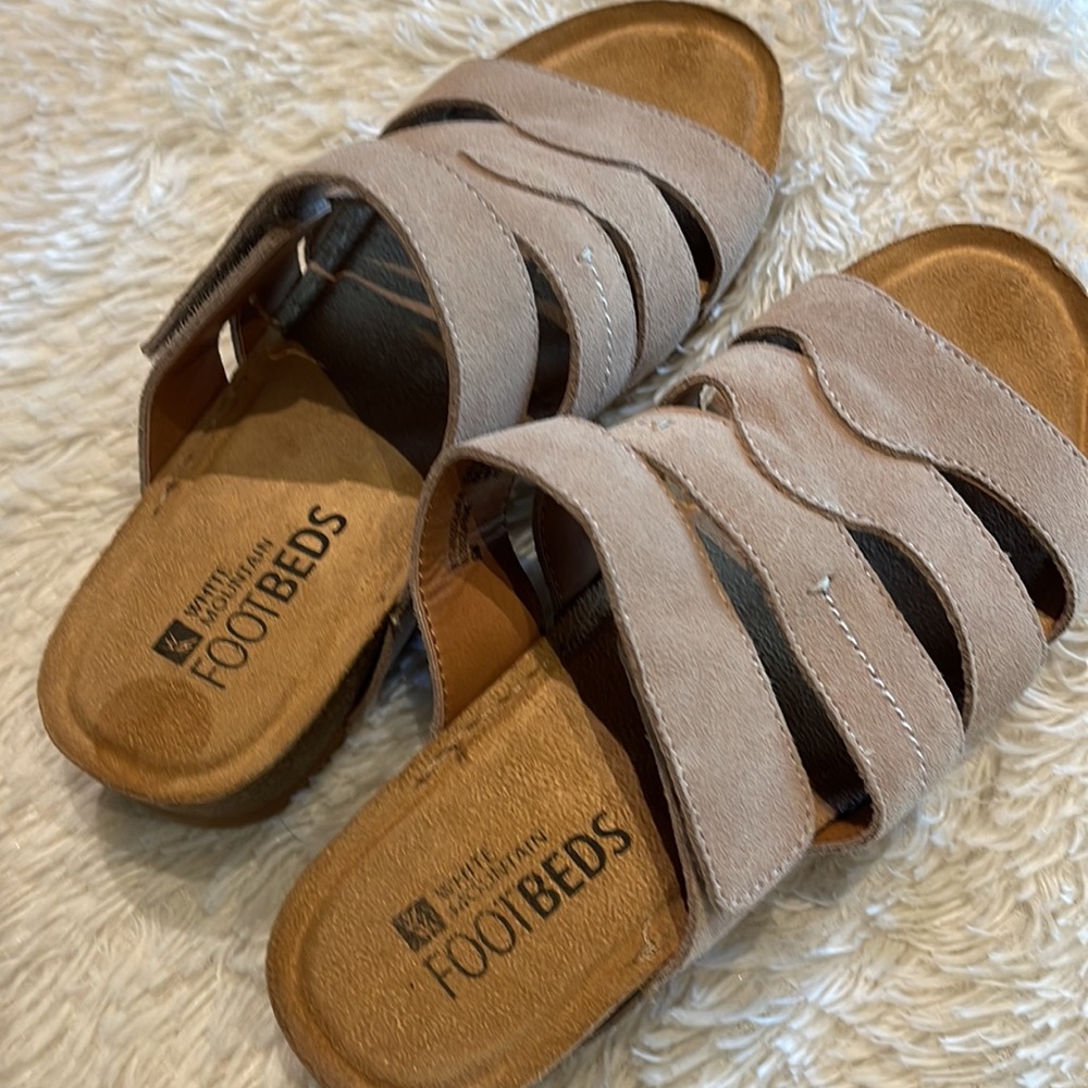 White mountain slip on sandals - Picture 3 of 6
